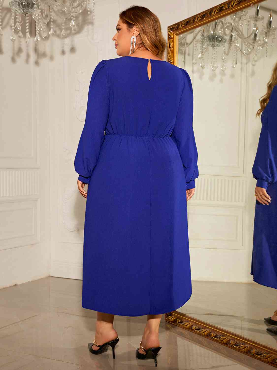 Elegant Plus Size Long Sleeve Dress with Round Neck